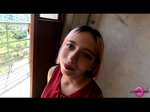 ❤️ ນັກສຶກສາ Sensual ດູດຄົນແປກຫນ້າໃນດ້ານນອກ - ສ້າງຄວາມຫມັ້ນເທິງໃບຫນ້າຂອງລາວ ❌ ໜັງໂປ້ ຢູ່ພວກເຮົາ ☑